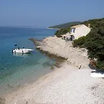 Casa vacanze Losinj House Robinson Vinodarska, Island Losinj